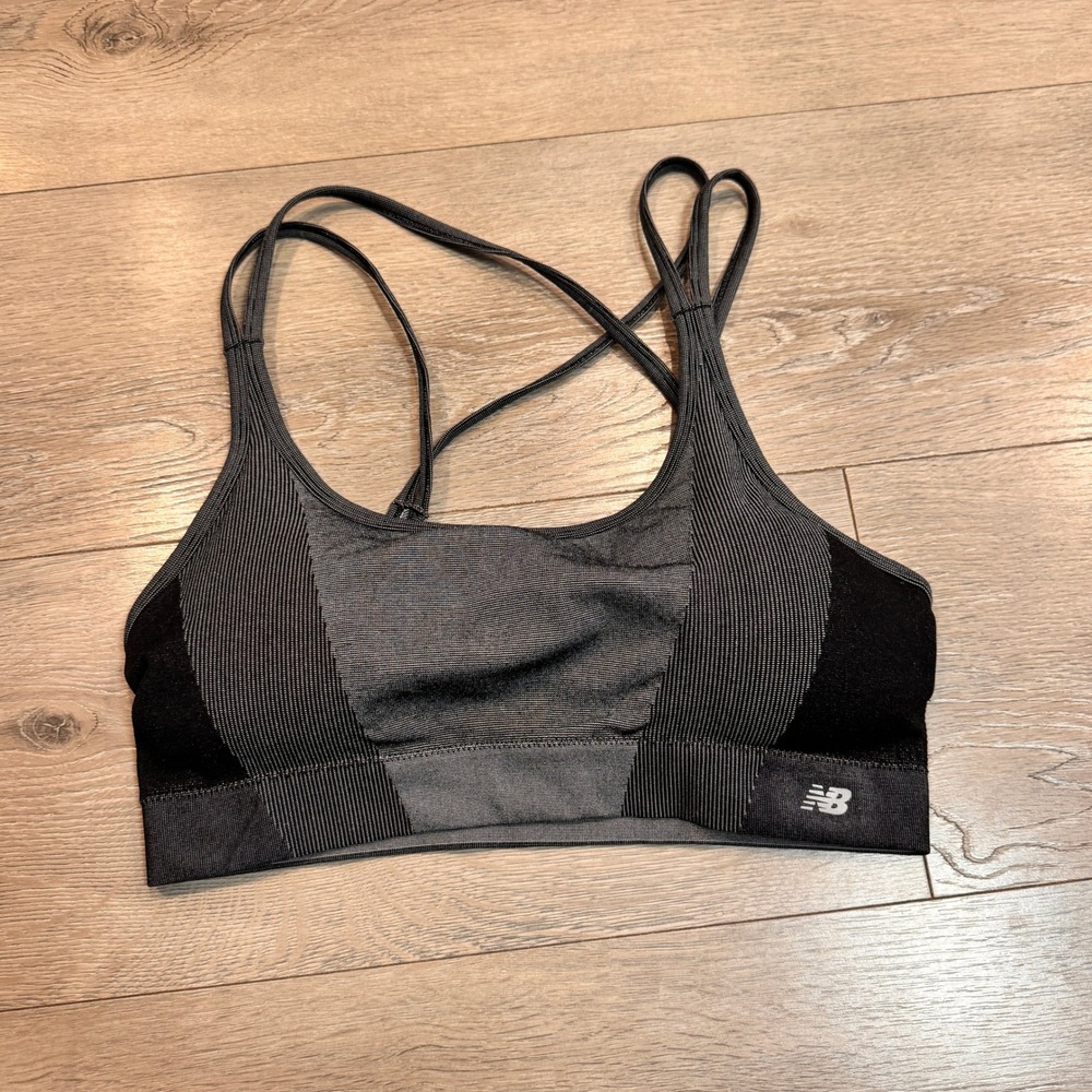New Balance Sports Bra XLarge XL Gray Black Cross Workout‎ Gym Active Padded